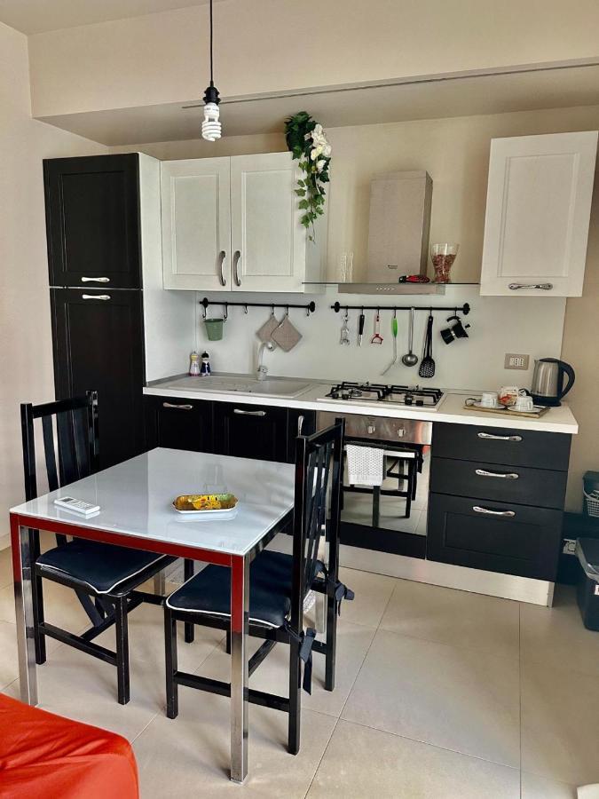 Piccolo Loft In Centro Asti Lejlighed Eksteriør billede
